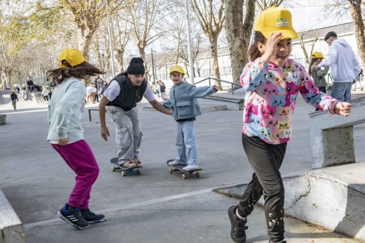 Skate: um desporto que ensina crianças a romper com os preconceitos