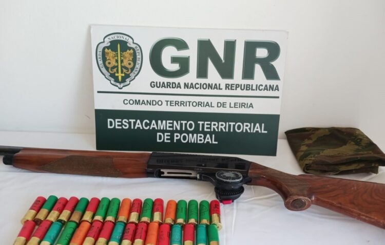 Homem detido pela GNR por caçar junto a habitações