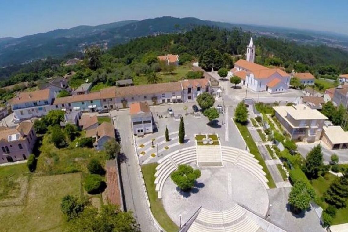 Maçãs de Dona Maria redescobre as suas raízes culturais