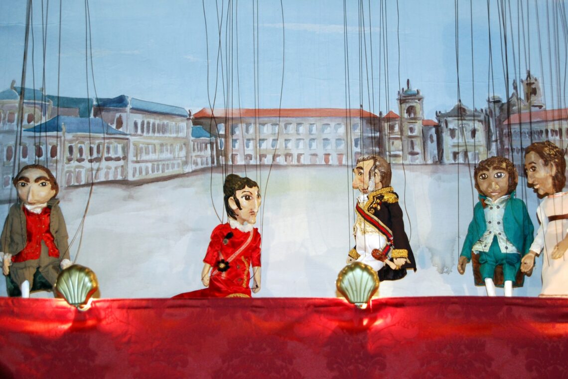 Marionetas. Um palco de 360 graus para viajar até ao Brasil com D. João VI