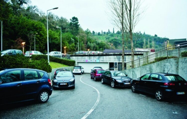 Município de Leiria esclarece que isenção dos parques de estacionamento são para moradores