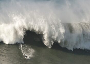 Nazaré recebe amanhã prova de ondas gigantes da Liga Mundial de Surf