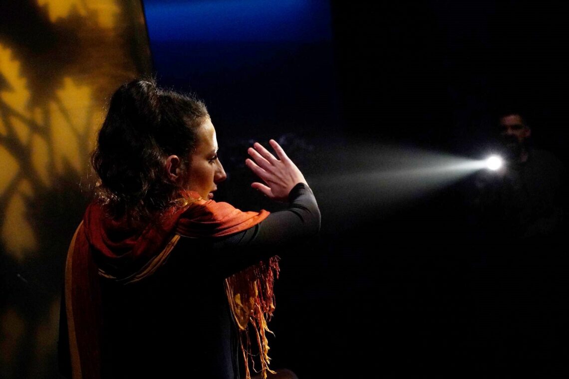 Estreia-se a primeira produção nos 40 anos do Teatro da Rainha