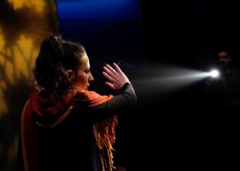 Estreia-se a primeira produção nos 40 anos do Teatro da Rainha