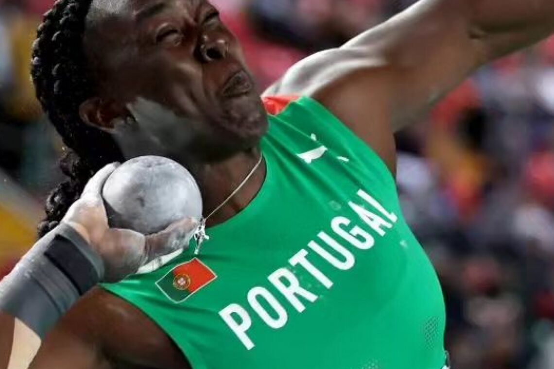 Auriol Dongmo ganha medalha de bronze nos europeus de pista coberta