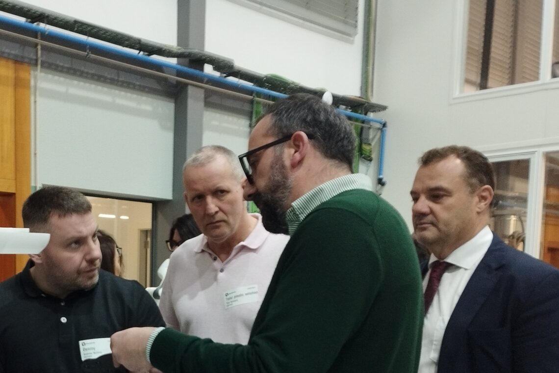 Empresários irlandeses procuram negócios na área médica, na Marinha Grande