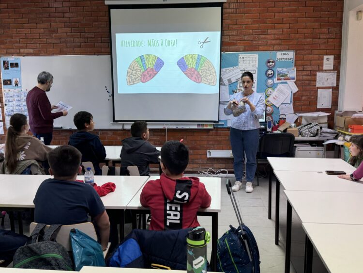 Cientistas da Marinha Grande regressaram à escola
