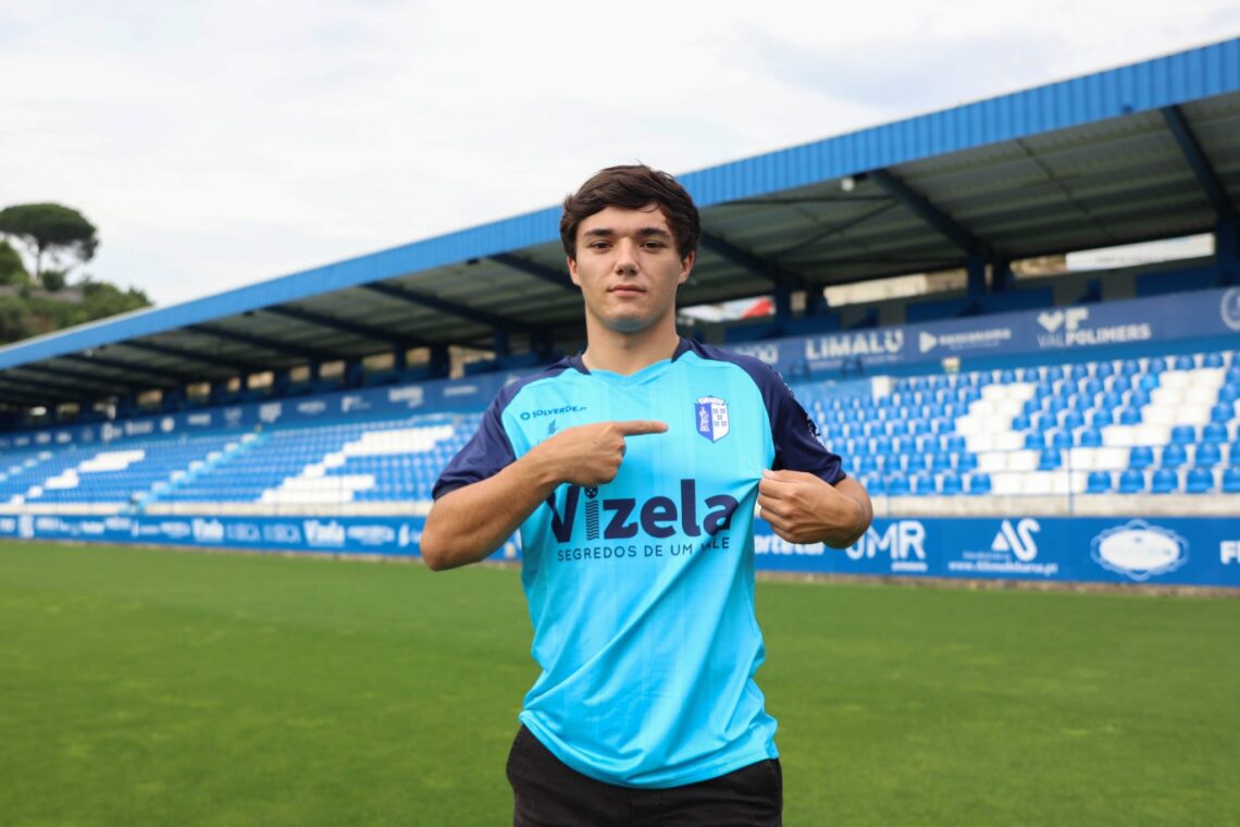 Jovem de Leiria brilha na 2.ª Liga e na selecção nacional