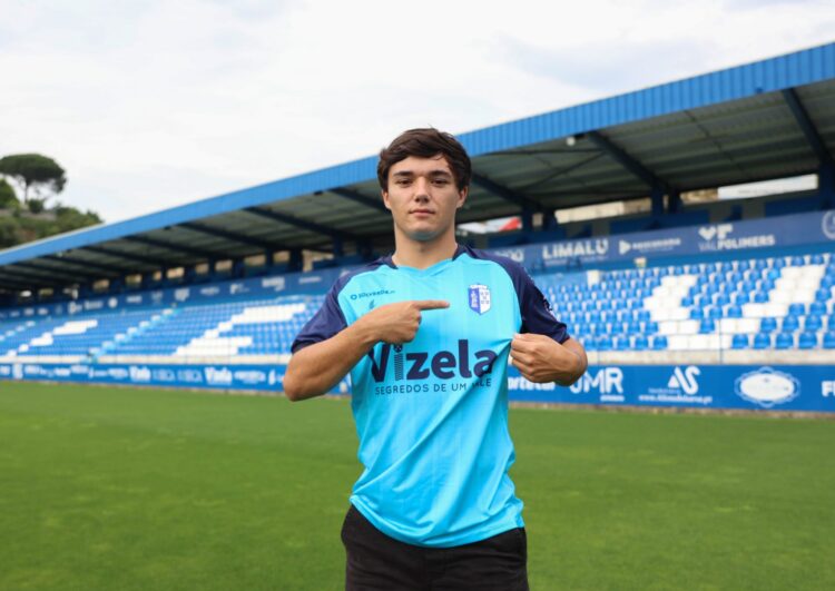Jovem de Leiria brilha na 2.ª Liga e na selecção nacional