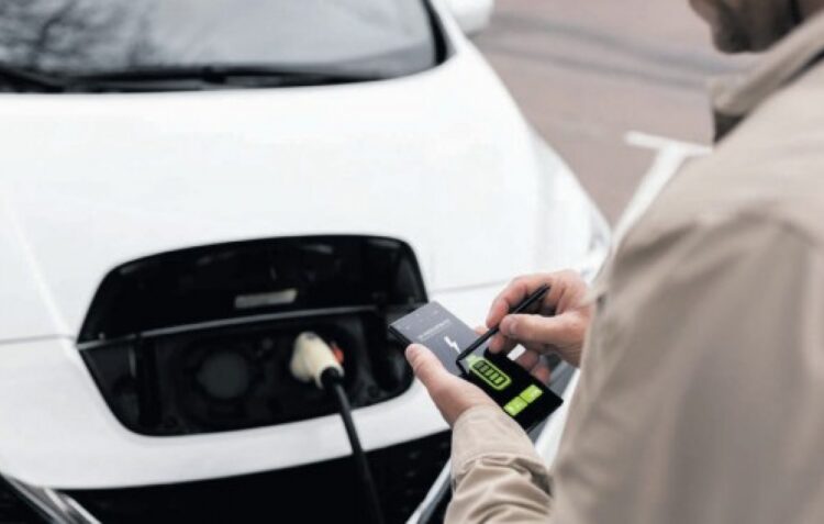 Mercado de eléctricos usados carrega aos 102%, graças à desmistificação de receios