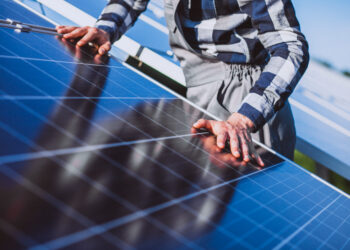 Instalação de central fotovoltaica flutuante na Albufeira do Cabril em consulta pública