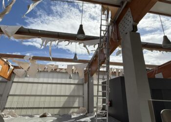 Mau tempo destruiu cobertura do pavilhão das Meirinhas, em Pombal