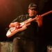 Lenda do skate Tommy Guerrero dá concerto no Texas Club