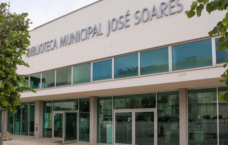 Planetário da biblioteca da Nazaré vai reabrir ao público