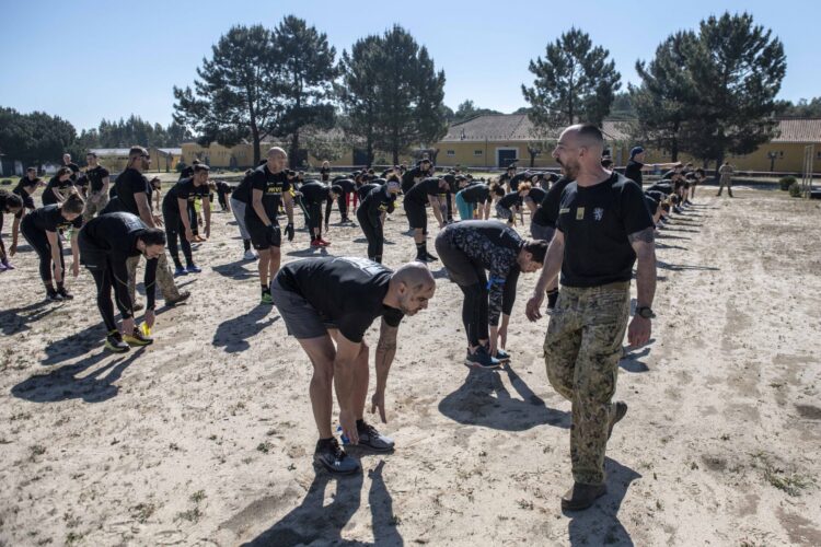 Desporto serve de pretexto para quartel militar abrir portas à comunidade