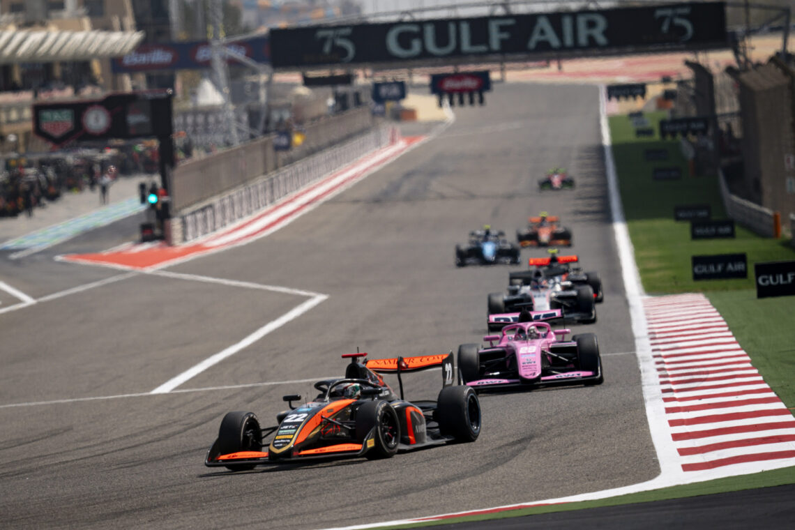 Ivan Domingues em 19.º na Feature Race do Grande Prémio do Bahrain de Fórmula 3