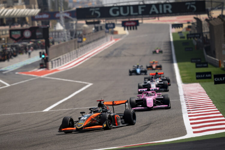 Ivan Domingues em 19.º na Feature Race do Grande Prémio do Bahrain de Fórmula 3