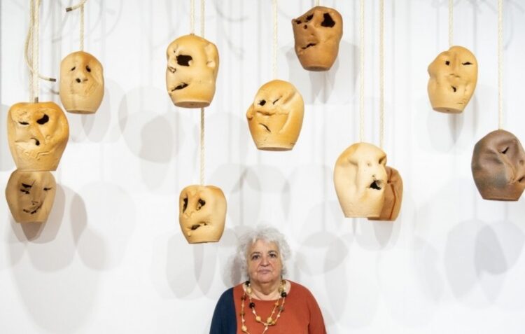 Maria João Franco. O primeiro livro de poesia chega aos 80 anos e cruza-se com a pintura