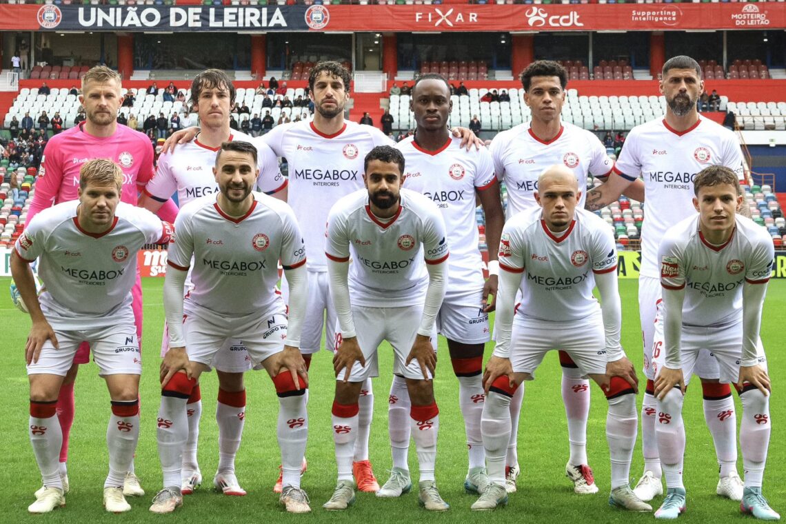 Benfica B venceu a União de Leiria por três golos contra um