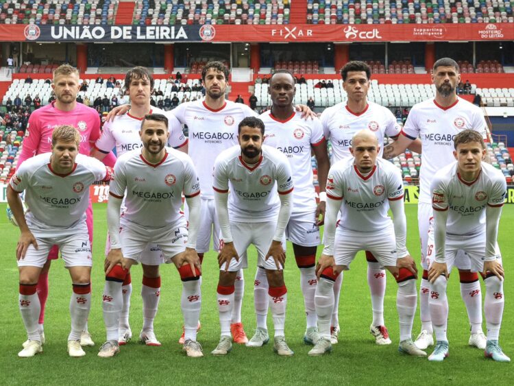 Benfica B venceu a União de Leiria por três golos contra um