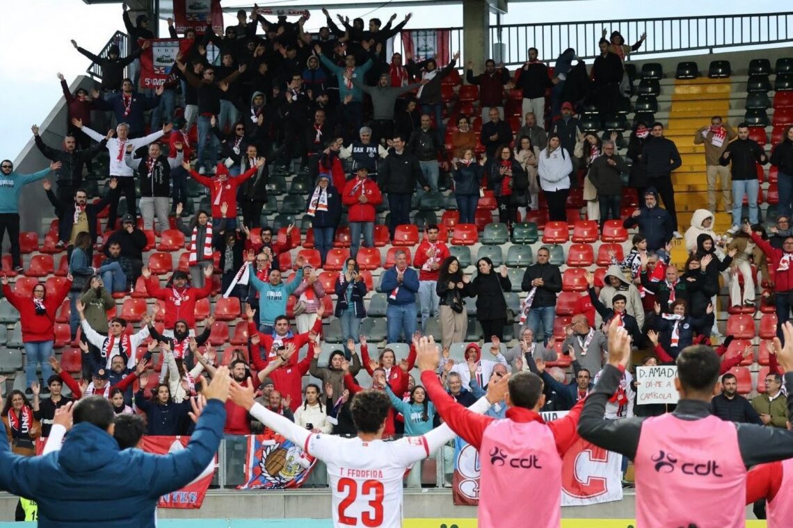 União de Leiria à condição no 7.º lugar após vitória fora de casa