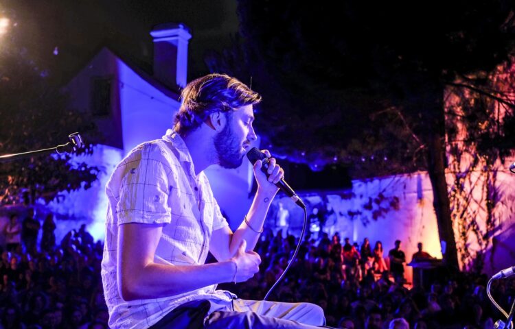 Festival A Porta. “Ontem” e “amanhã” têm um date na antiga pousada e no shopping dos anos 80