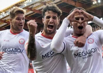União de Leiria goleia e Muñoz iguala melhor marcador da II Liga