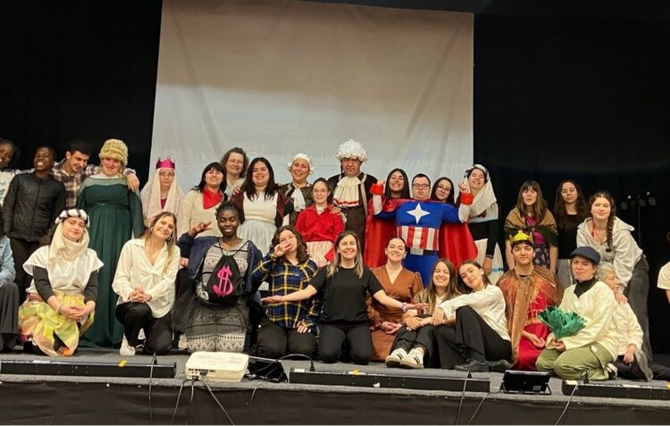 EPAMG dinamizou teatro inclusivo com clientes da APPACDM