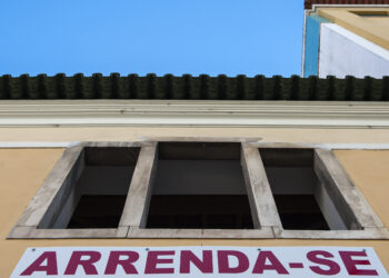 Conferência da Adlei debate crise habitacional na região