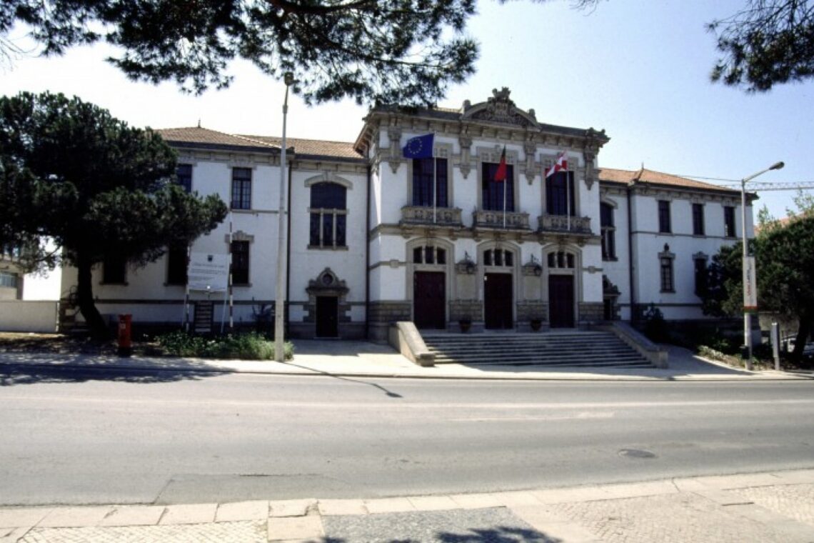 Munícipe alerta na Assembleia Municipal para perigo na Loureira