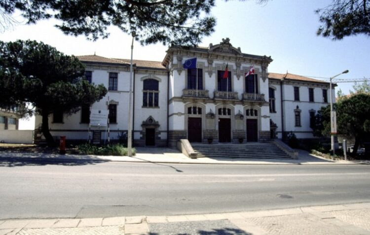 Munícipe alerta na Assembleia Municipal para perigo na Loureira
