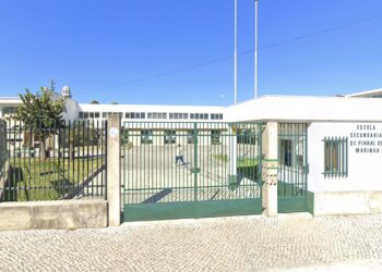 Escola Secundária Pinhal do Rei garante financiamento de 5,4 milhões