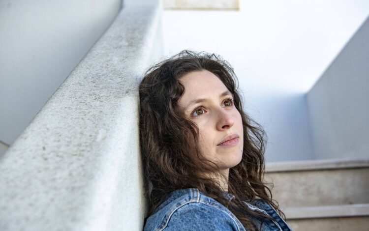 Estela Alexandre. Um pequeno lugar nos arredores de Leiria inspira a estreia com orquestra que tem memórias da pandemia