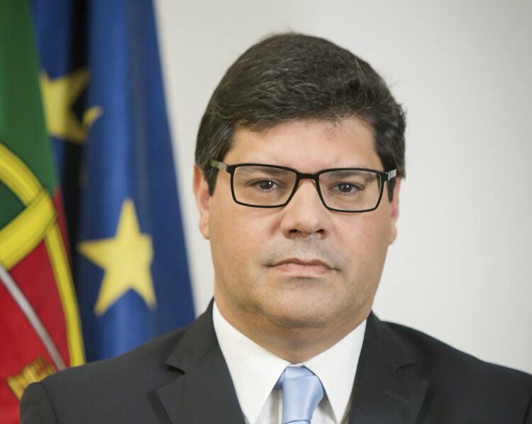 Eurico Brilhante Dias eleito pelo PS