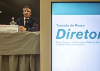 José Carlos Marques toma posse como director da ESECS e destaca qualidade da formação