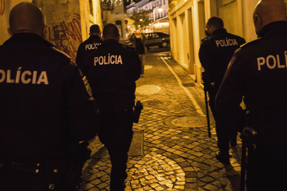 PSP detém jovem de 20 anos e apreende droga e armas em Peniche
