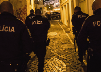 PSP detém jovem de 20 anos e apreende droga e armas em Peniche