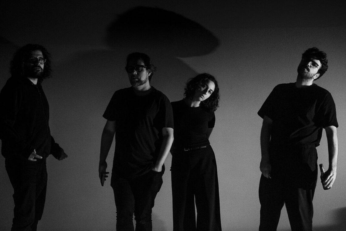 Esquerda. “Sangue Menstrual” anuncia música de intervenção para os tempos de agora