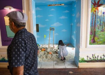 A Porta: dez edições do festival que volta a enamorar-se pela Rua Direita