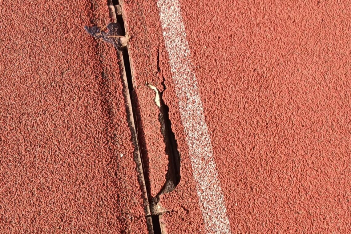 Concerto de Andrea Bocelli provoca danos na pista de atletismo do estádio de Leiria