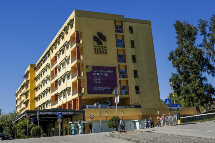 Associação denuncia que hospitais de Leiria e Alcobaça violam regras da dispensa de medicamentos