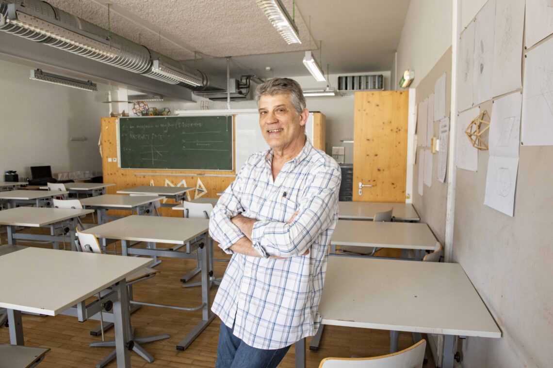 Melhor professor do País pretende aplicar 30 mil euros na melhoria do ensino na Rodrigues Lobo