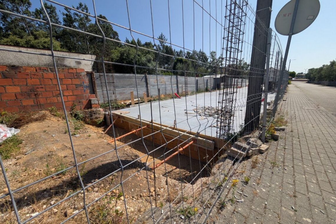 Abaixo-assinado exige embargo de construção de moradias nas Meirinhas