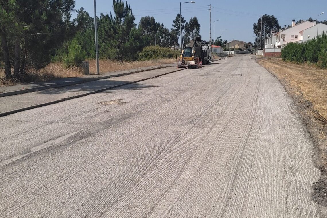 Rua do Casal d’Anja  em obras de requalificação