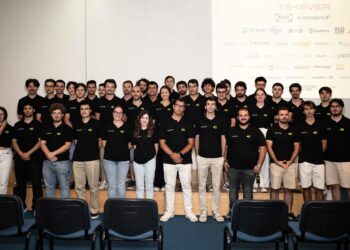 Equipa de Formula Student do Politécnico de Leiria apresenta carro TEK-26e