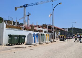 Obras na Secundária de Porto de Mós podem deixar alunos sem aulas de apoio