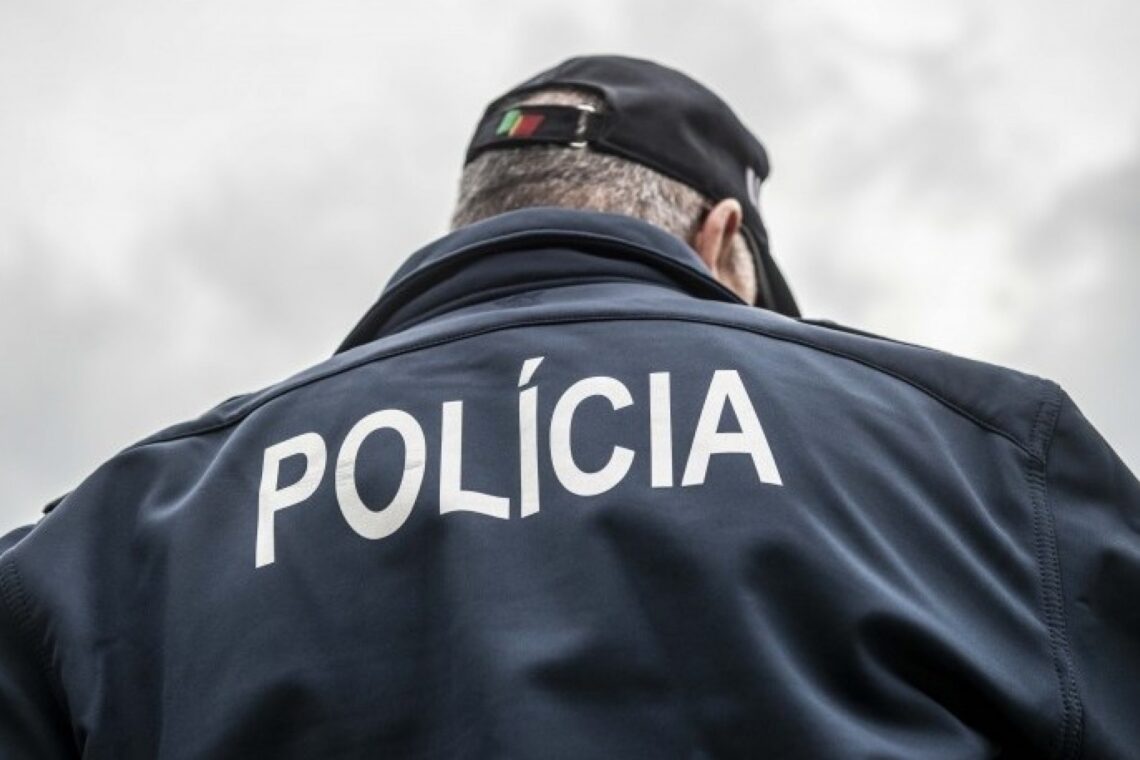 Homem de 49 anos detido em flagrante após tentar asfixiar a mulher