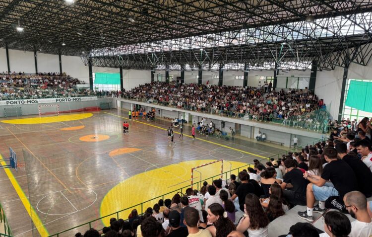 Torneios de Verão dão vida a clubes e aldeias em nome do convívio
