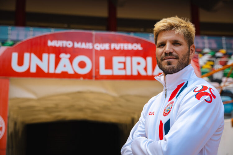 Diogo Amado renova por mais uma época na União de Leiria