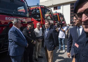 Parceria “exemplar” equipa bombeiros da região com 16 novas viaturas